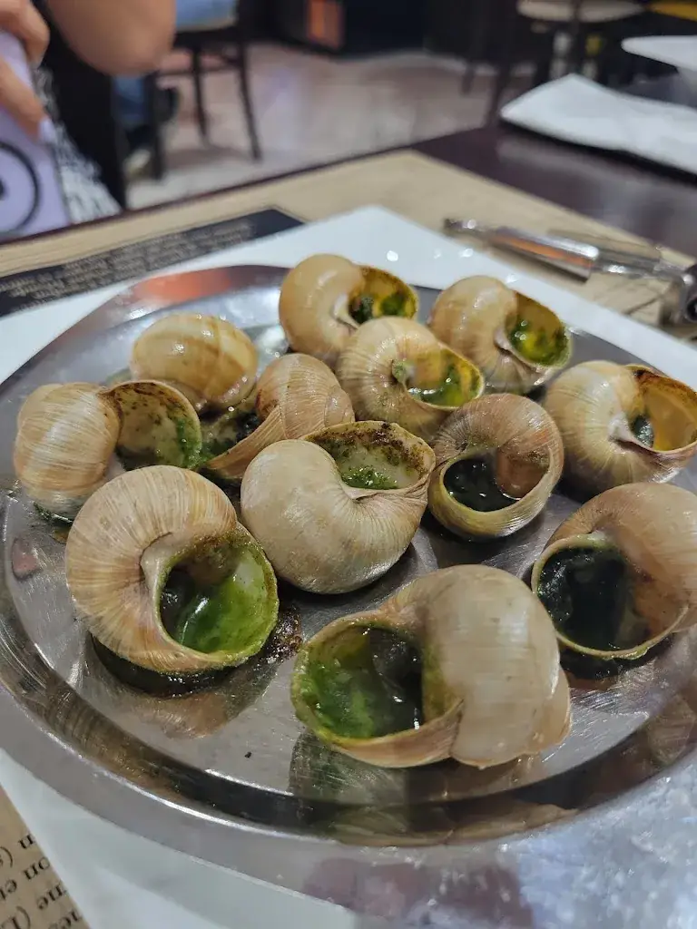 Sergio Hernandez_L'Annexe_Saint-Raphaël_review