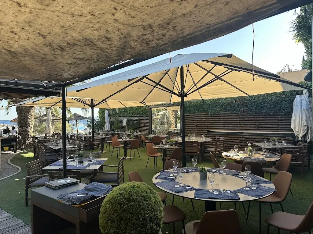 Urban Beach - Restaurant Saint-Raphaël_Saint-Raphaël_slider_image_3