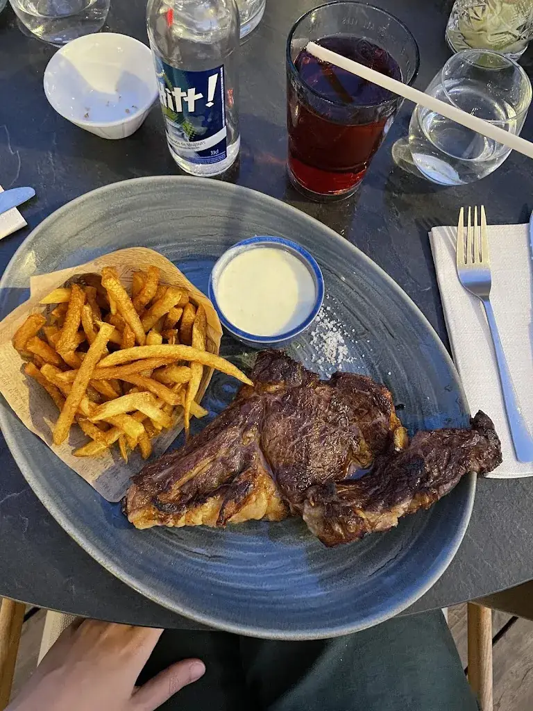 Rita Mechedjian_L'Etoile restaurant_Saint-Raphaël_review