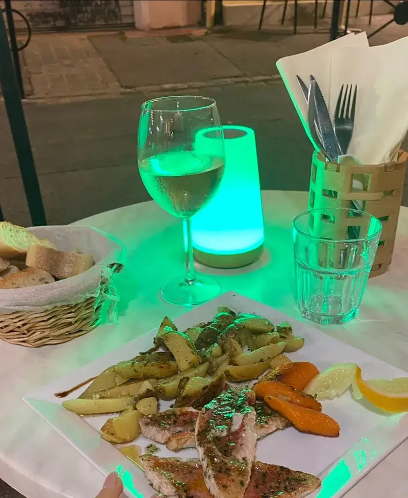 pricheoza_La Rapugue | Wine Bar_Saint-Raphaël_review