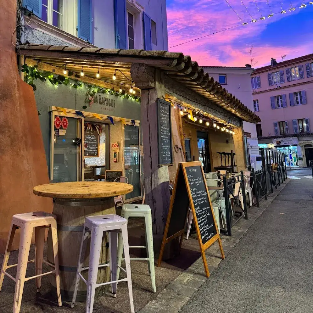 La Rapugue | Wine Bar restaurant in Saint-Raphaël
