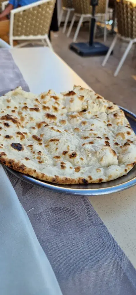 Fred van Heel_Le Kashmir_Saint-Raphaël_recensione