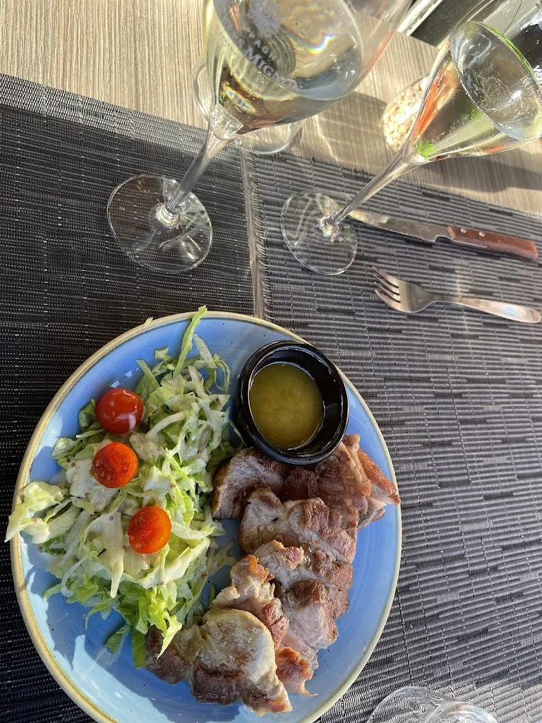 Bastiaan Maas_LES 2 SINGES_Saint-Raphaël_recensione