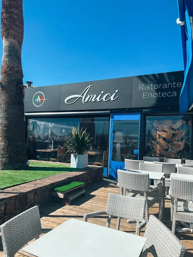 Amici_Saint-Raphaël_slider_image_1