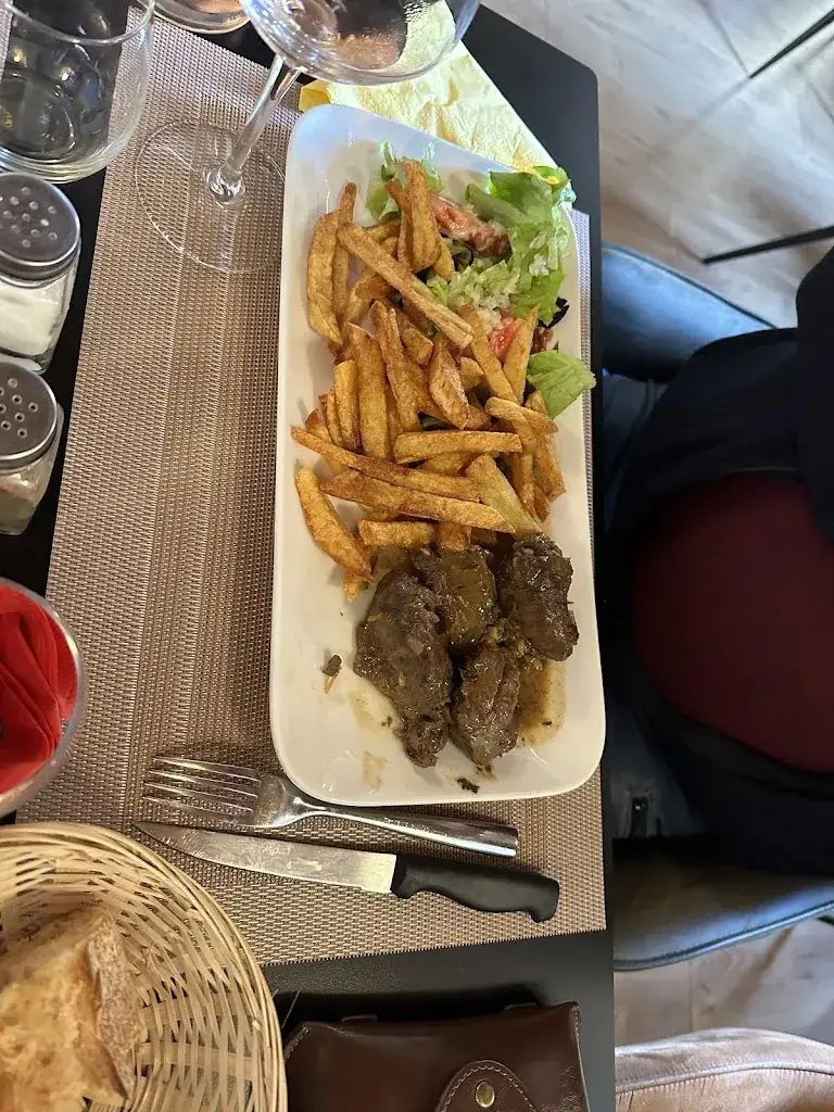 Sophie Pasquet_Chez Lucie_Saint-Raphaël_review