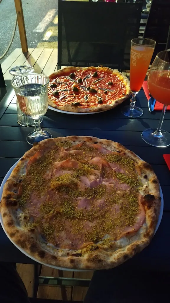 marquez gualdinho_Pizzeria ISCHIA MIA_Saint-Raphaël_review