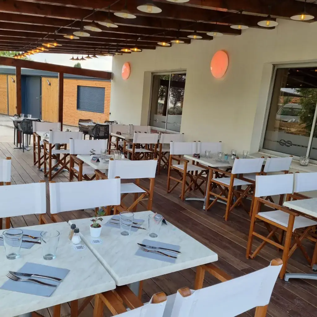 Aux Bons Sens - Le Restaurant de la Poissonnerie Restaurant in Saint-Victoret