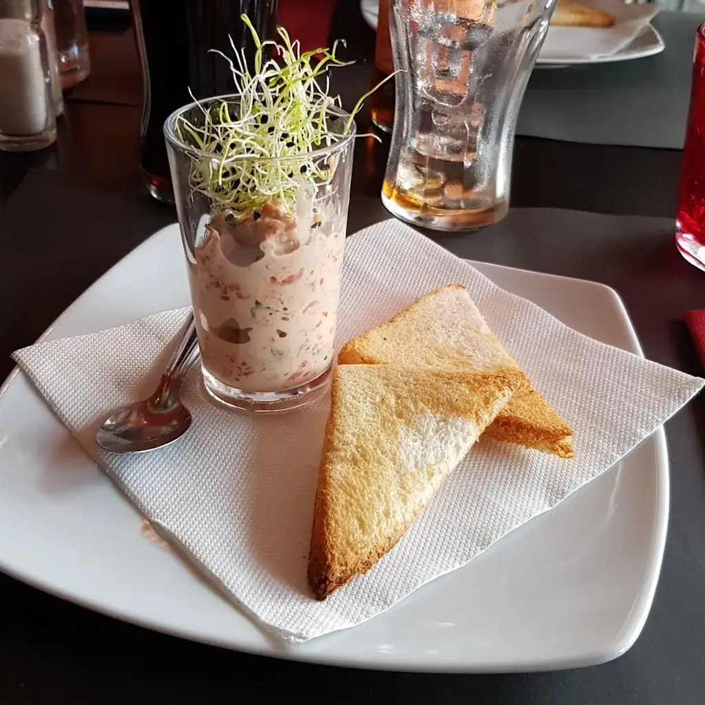 Le Monroe ristorante a Saint-Victoret