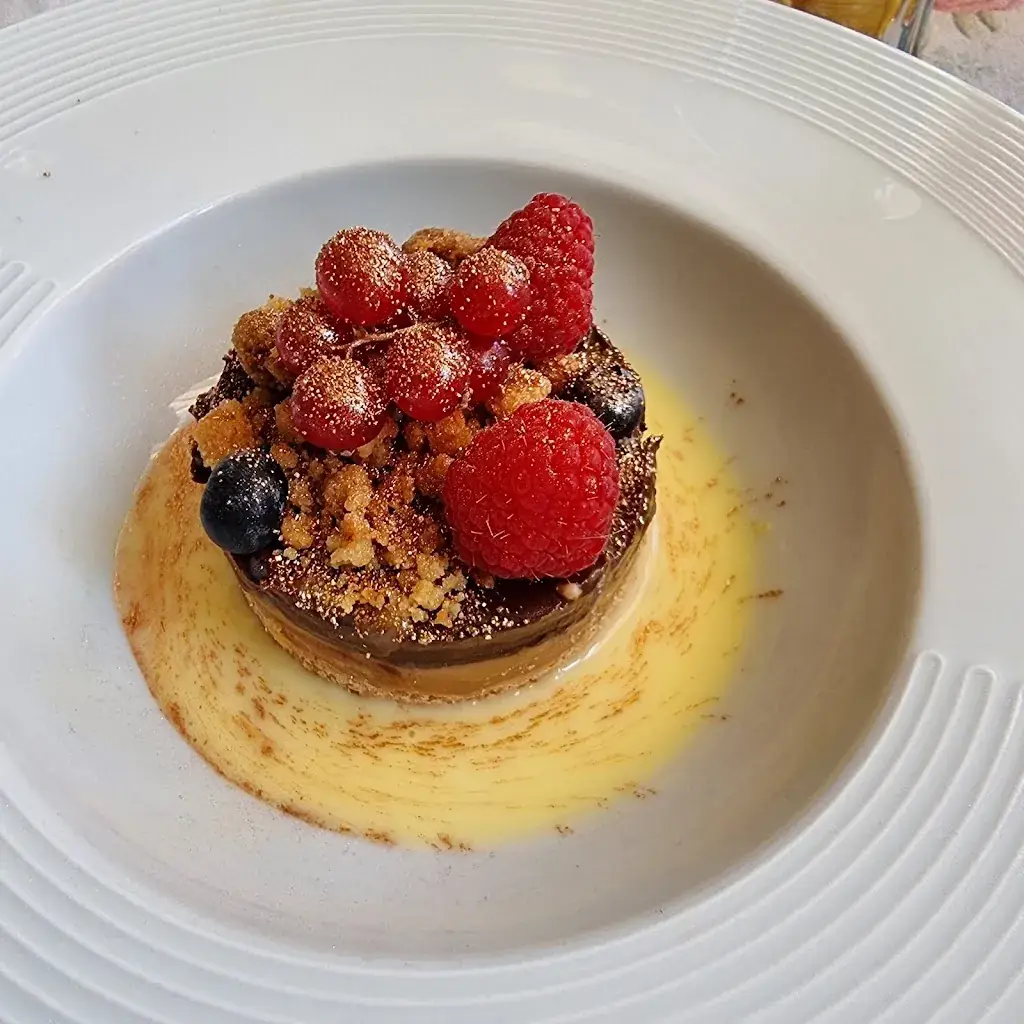 13730 saint victoret_Saint-Victoret_slider_image_3