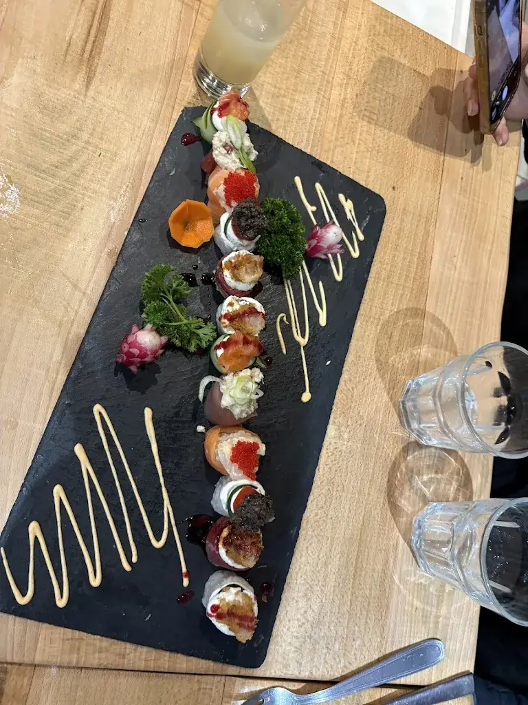 Emmanuelle Teboul_Tokio Sushi - Restaurant Saint-Victoret_Saint-Victoret_review