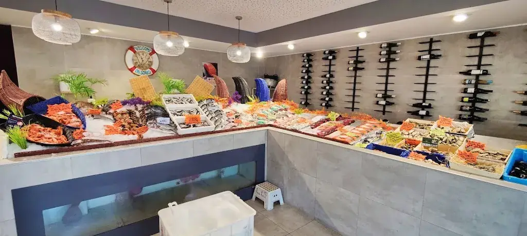 Poissonnerie Au Poisson Siffleur Saint Victoret_Saint-Victoret_slider_image_1