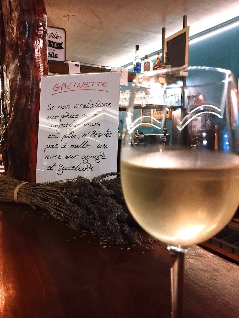 amelie molinier_Galinette Restaurant et Pizzeria_Sainte-Tulle_review