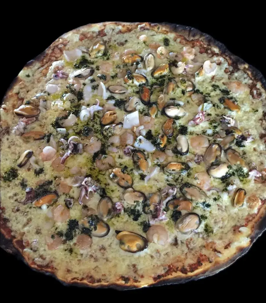 La Luna_Salernes_slider_image_2