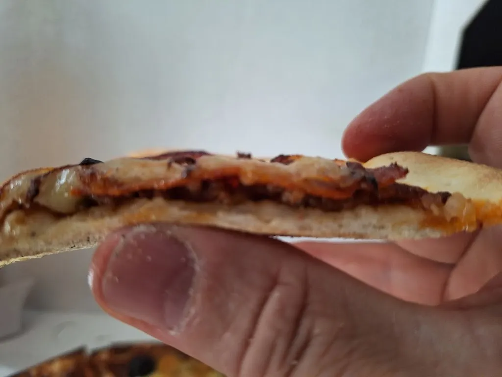 Christian Duroule_𝐕𝐢𝐠𝐥𝐢𝐞𝐭𝐭𝐢 𝐩𝐢𝐳𝐳𝐚_Salernes_review