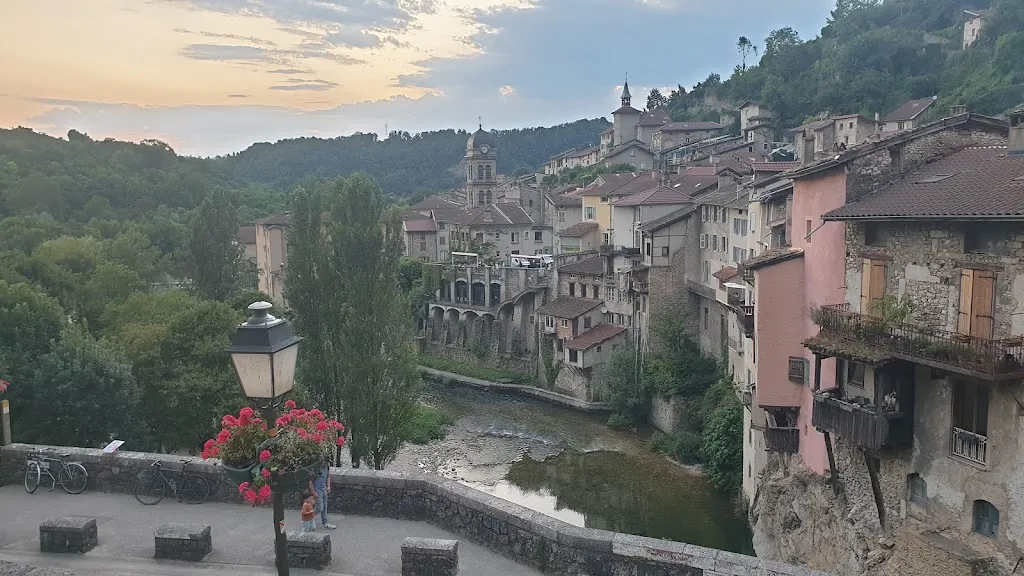 Shiran Cohen_Le M Baret_Pont-en-Royans_review