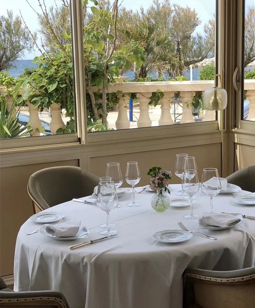 Les Girelles restaurant in Sausset-les-Pins