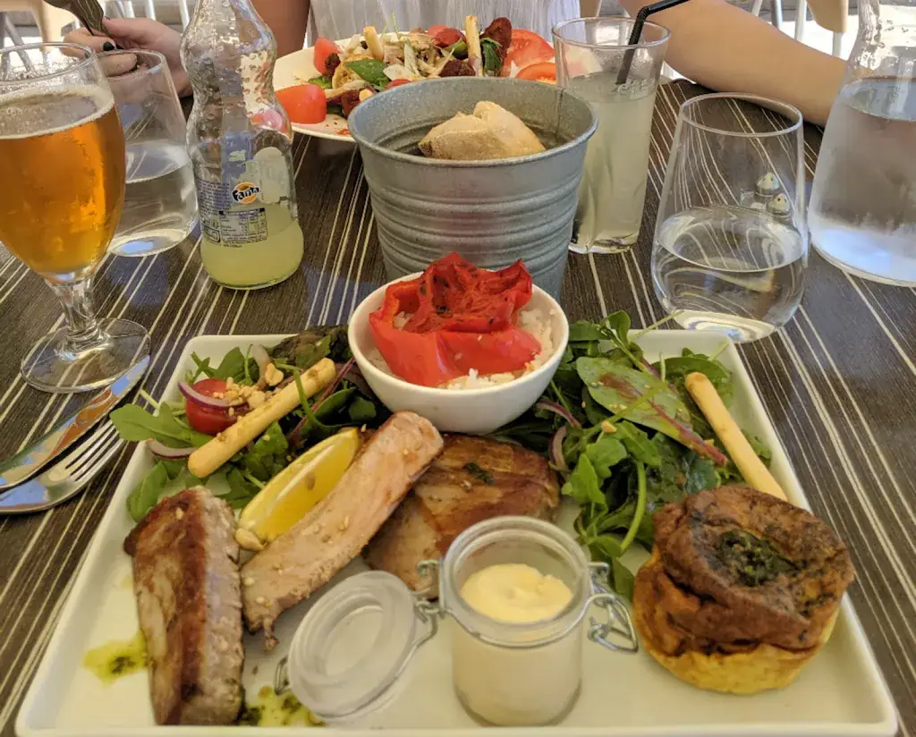 Scott Dennis_BISTROT GINETTE Sausset_Sausset-les-Pins_review