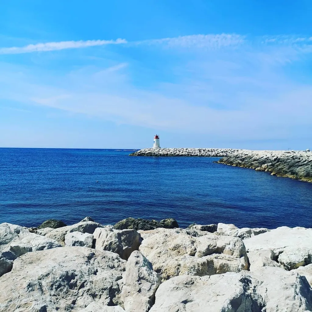 Nancy Dlss_Port Sausset-les-Pins_Sausset-les-Pins_review