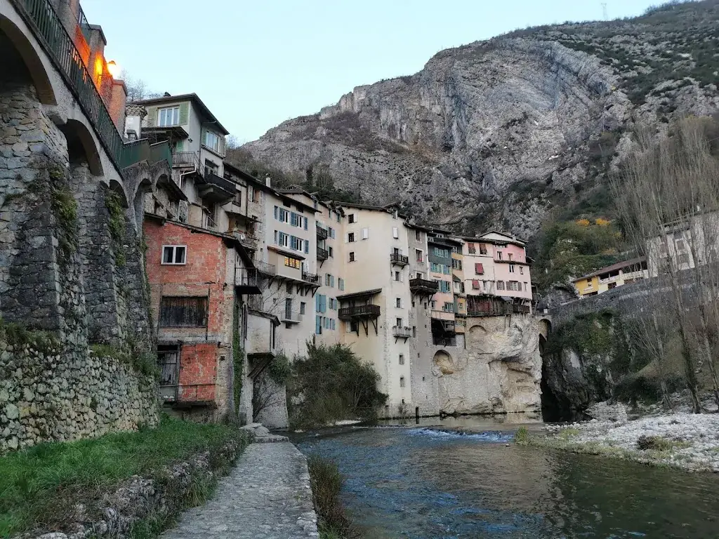 Anna Polom_Hôtel et Restaurant du Musée de l'eau_Pont-en-Royans_recensione