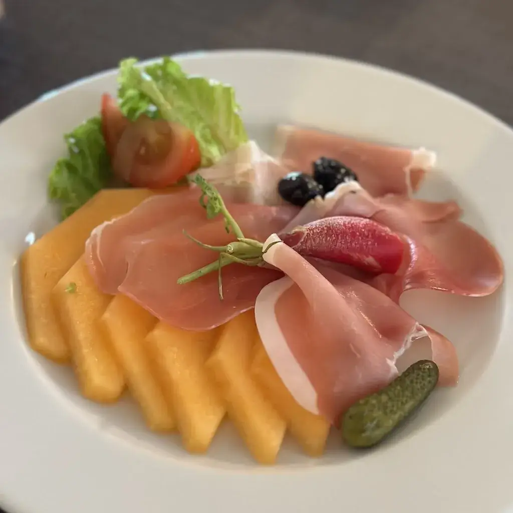 Le Provençal_Sault_slider_image_2