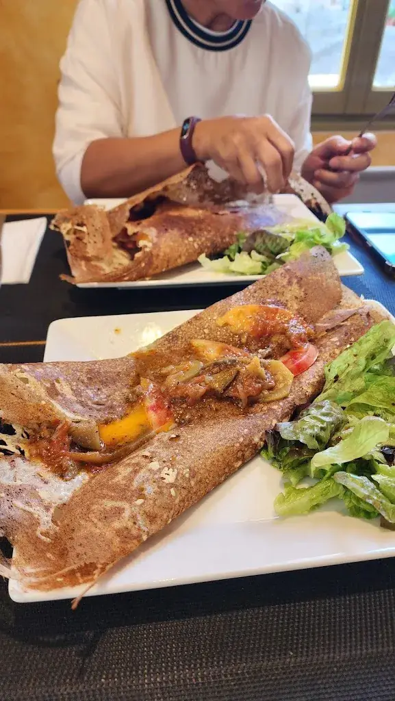 N Tan_La Moisson_Sault_review