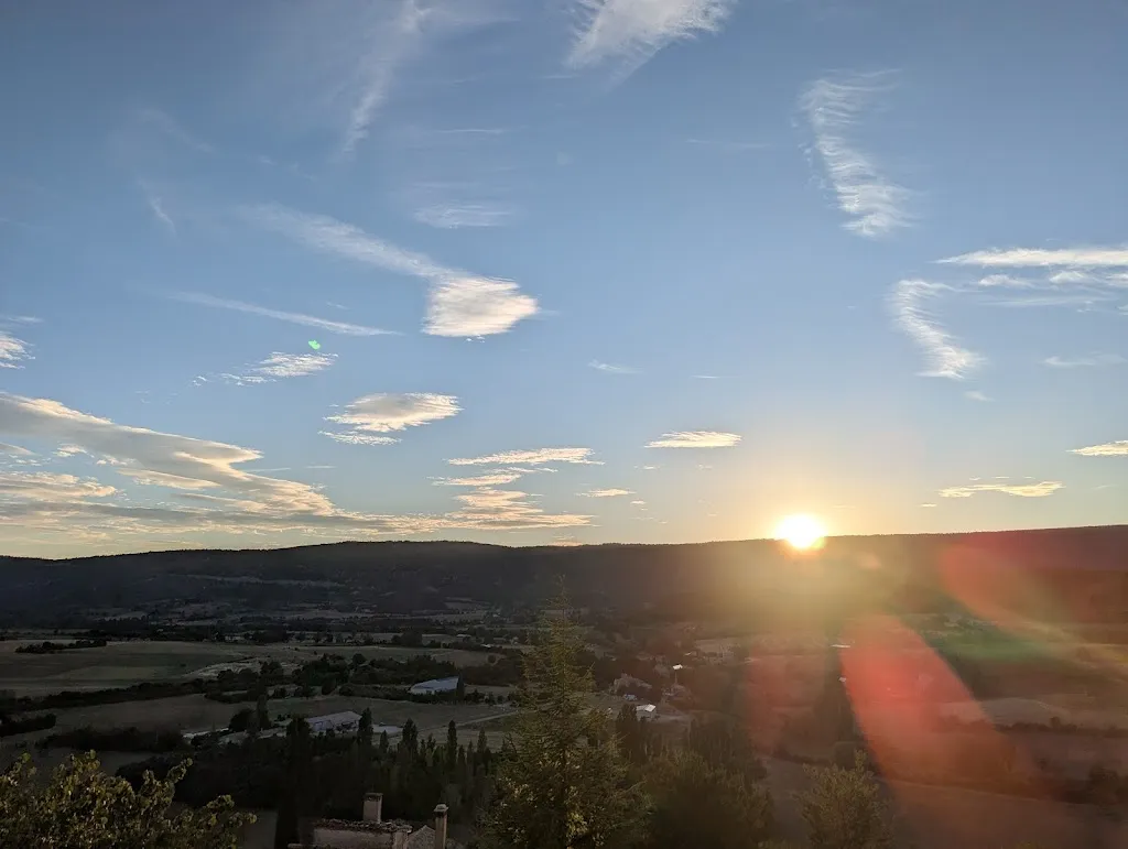 Charlie Mortimer_Sarl la Promenade de Justin_Sault_review