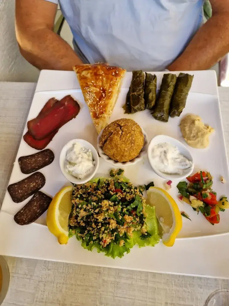 Annie Escriva_Les Sept Themes_Septèmes-les-Vallons_review