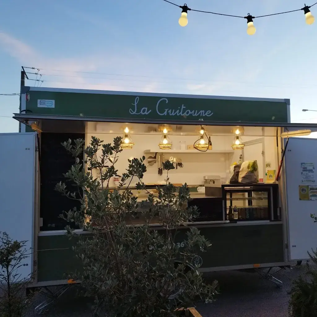 La Guitoune Dilohane_Sérignan-du-Comtat_slider_image_1