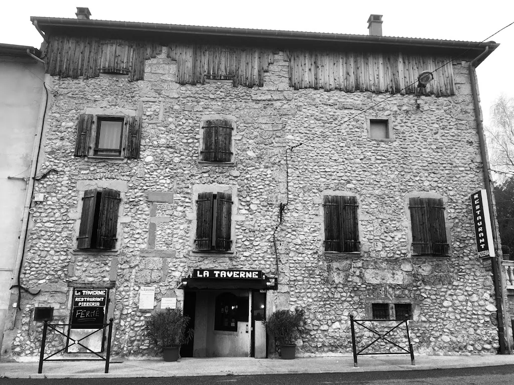 La Taverne_Saint-Jean-en-Royans_slider_image_3