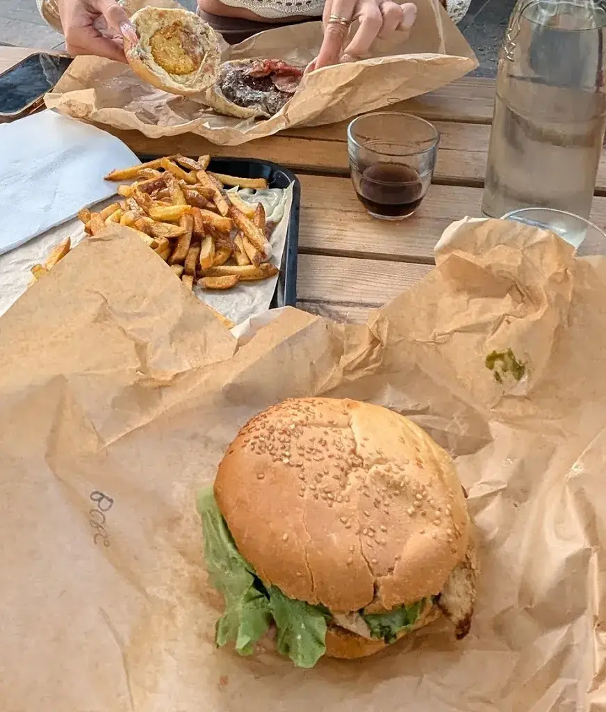 revelator testor_La Burgerie_Montclar_review