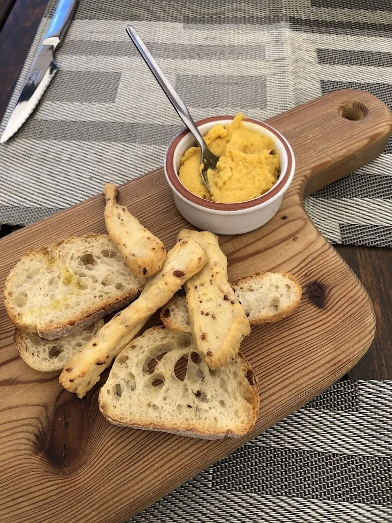 Lydia Aydon_Restaurant Les Alisiers Montclar_Montclar_review