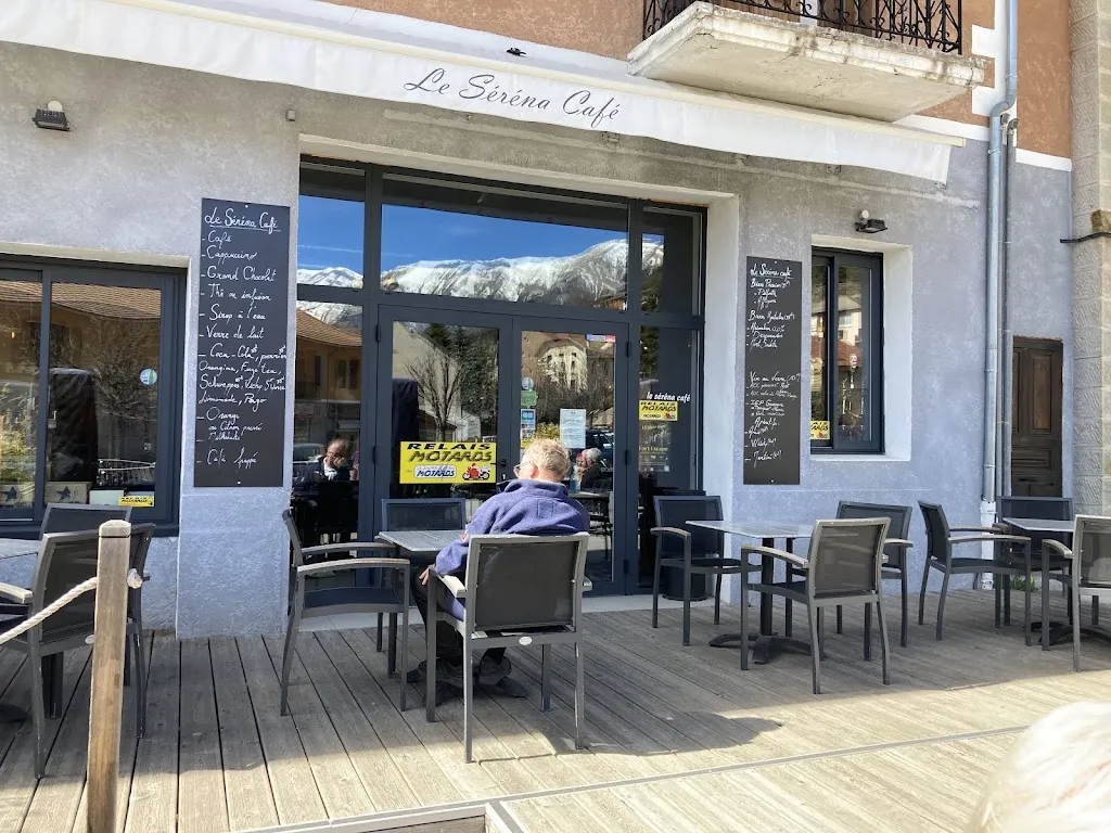Le serena café - Brasserie - Relais motard ristorante a Seyne