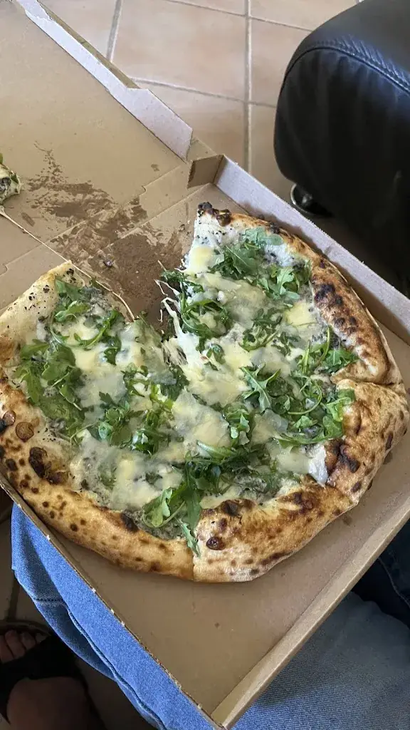 Lucas Lungo_La Cucina Di Alba_Simiane-Collongue_review