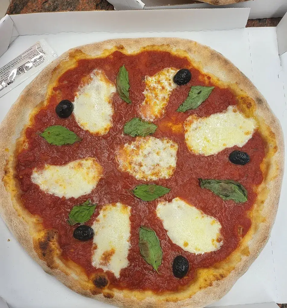 Menu_Pizzeria La Squadra_Simiane-Collongue_image_5