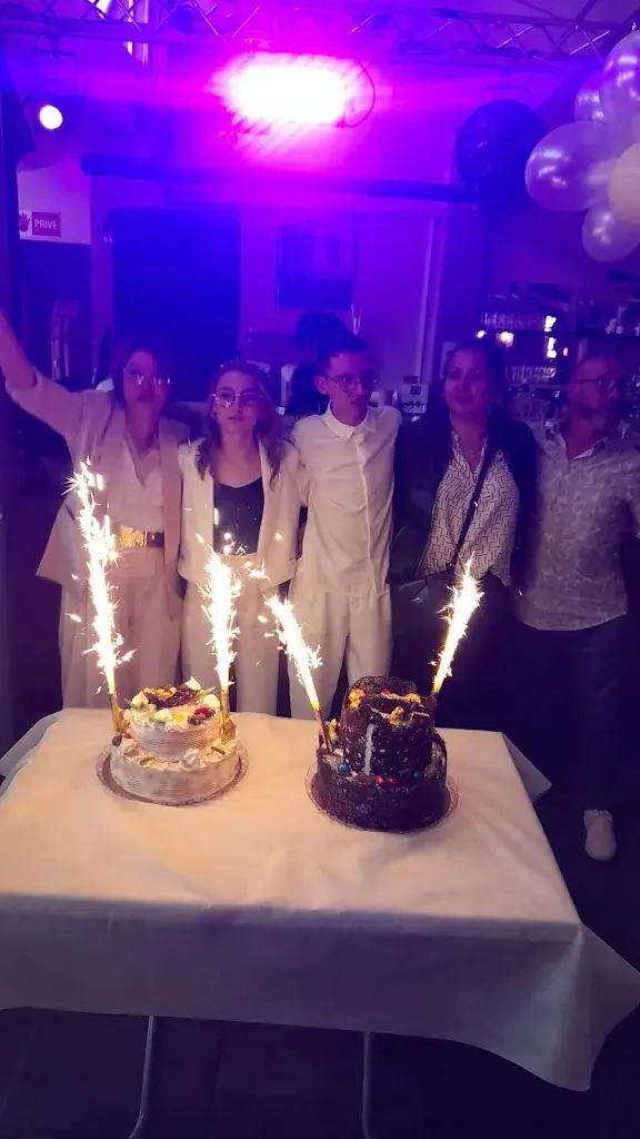 jean christophe spadaro_Le Moulin Du Roy Salle_Simiane-Collongue_review