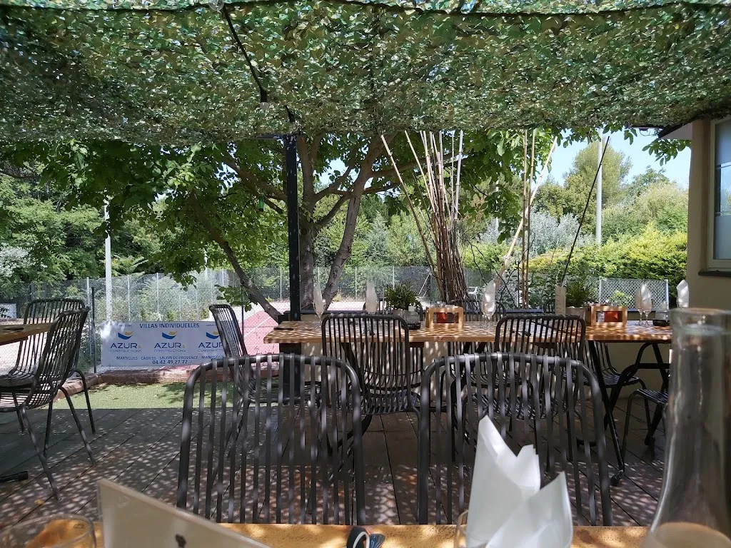 L'INSTANT restaurant in Simiane-Collongue