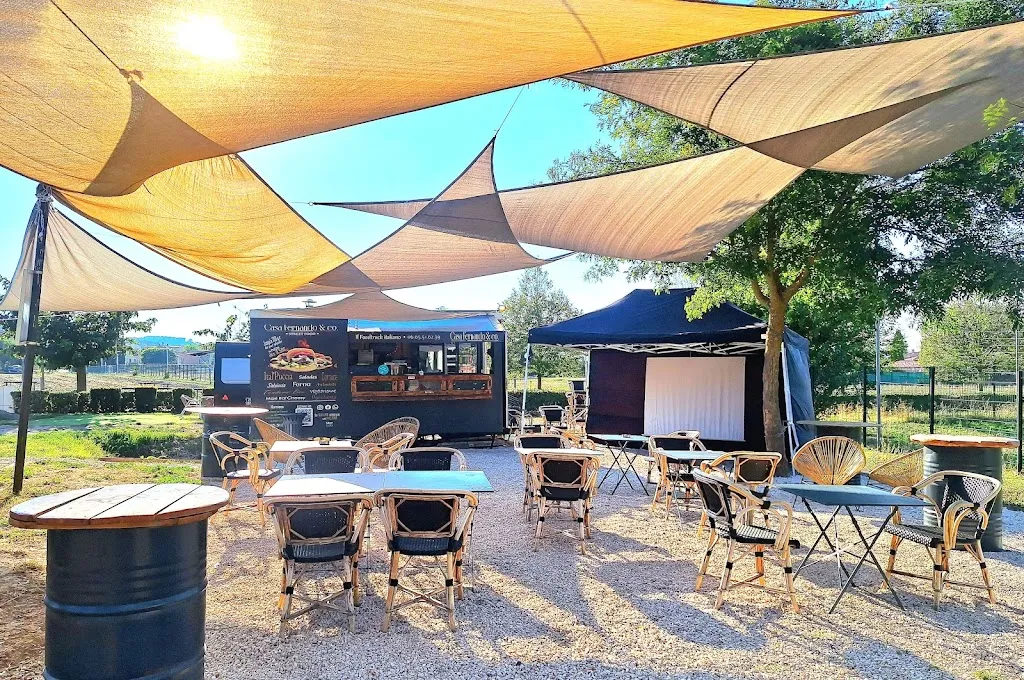 Burger Casa Fernando & co. La Puccia, le Burger à l'italienne restaurant in Simiane-Collongue