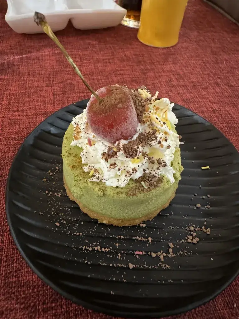 Neïla Barchiche_L’instant goumet sushis_Sisteron_review