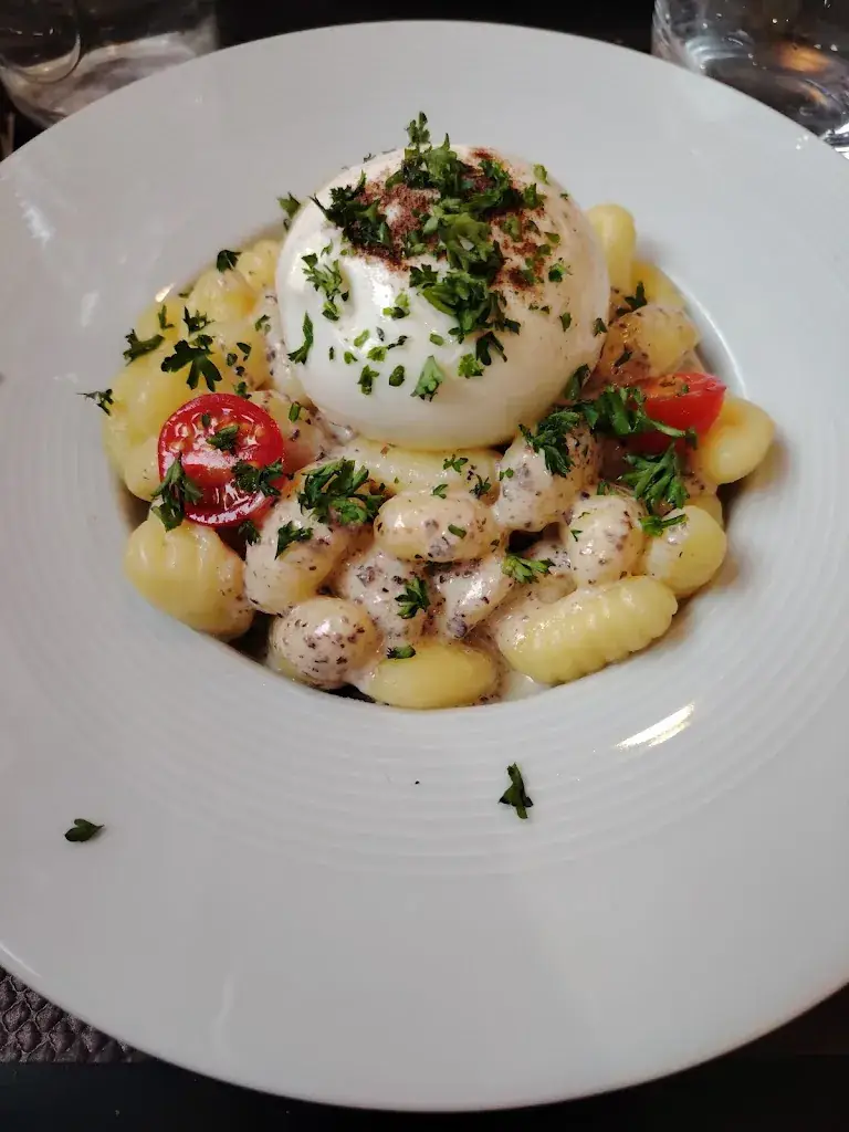 Anne Sophie Mouellic_Brasserie le 343_Solliès-Pont_recensione