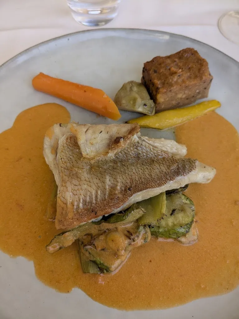 Ray Tarling_Restaurant Les Flambeaux_Sainte-Maxime_review