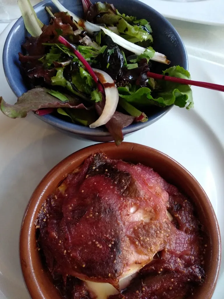 Peter Franz_Restaurant Les Flambeaux_Sainte-Maxime_review