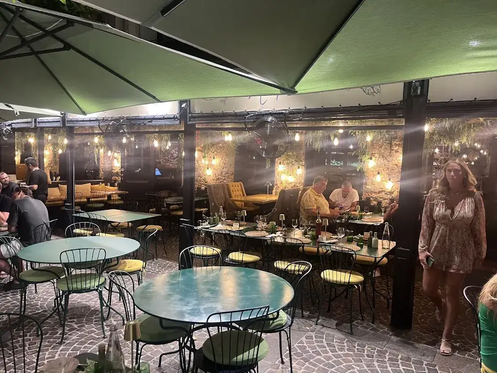 Mi Piace_Sainte-Maxime_slider_image_3