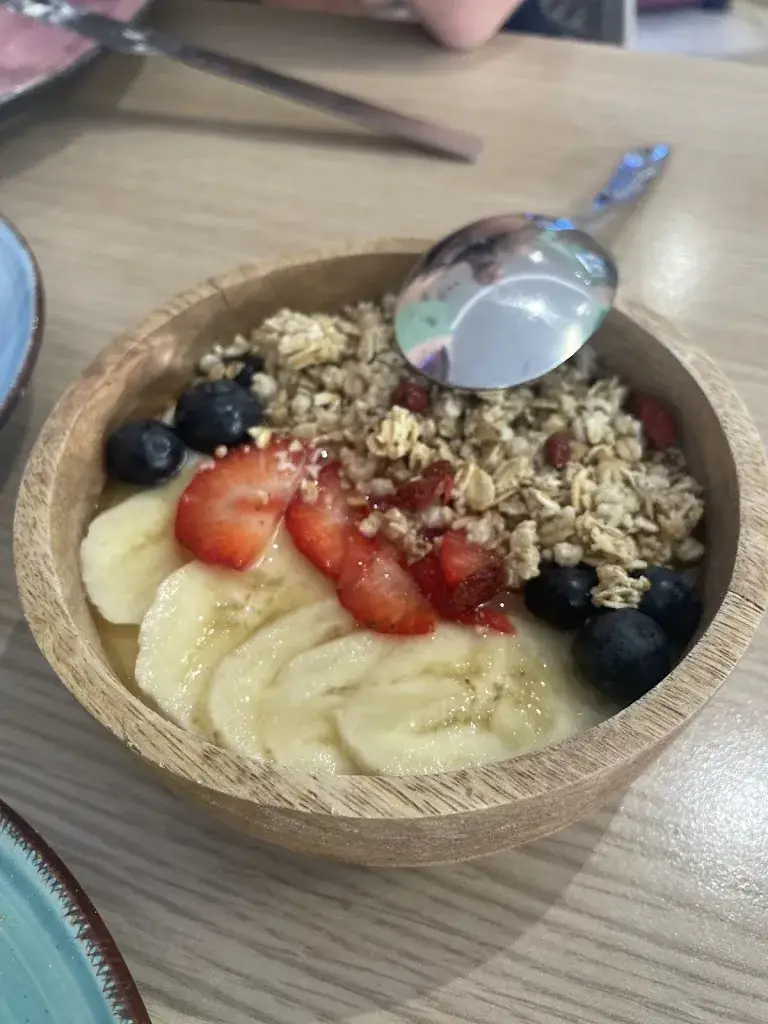 Taitaa Sersiron_MC Brunch_Sainte-Maxime_review