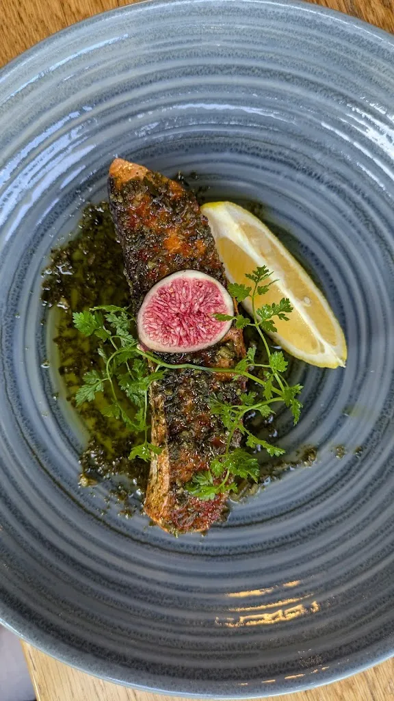 Francis van Steenberge_Avenue 69 restaurant_Sainte-Maxime_review