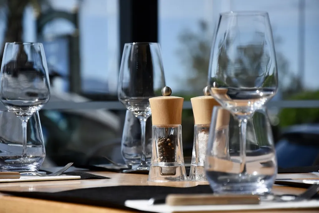 Avenue 69 restaurant_Sainte-Maxime_slider_image_2