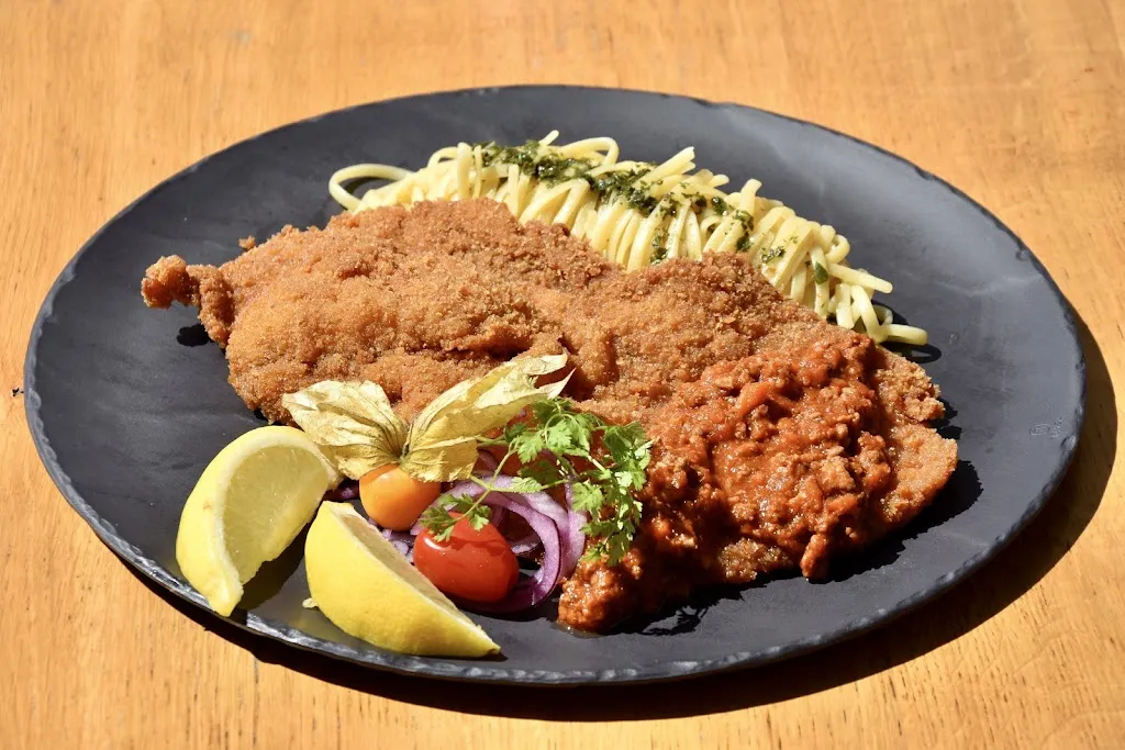 Avenue 69 restaurant_Sainte-Maxime_slider_image_3