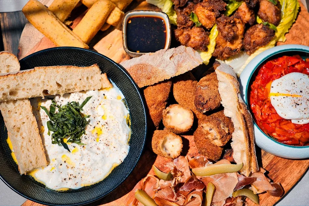 Les Palmiers Restaurant_Sainte-Maxime_slider_image_3