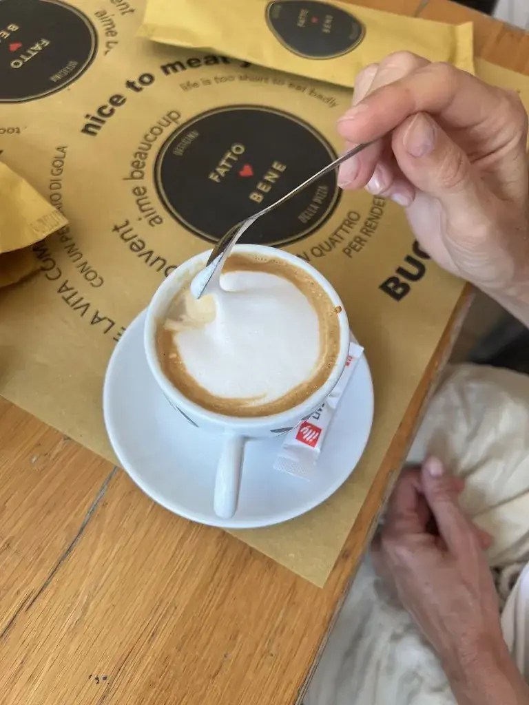 Igor Pietkiewicz_Fatto Bene_Sainte-Maxime_review