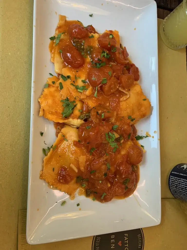 Melvin van Schaik_Fatto Bene_Sainte-Maxime_review