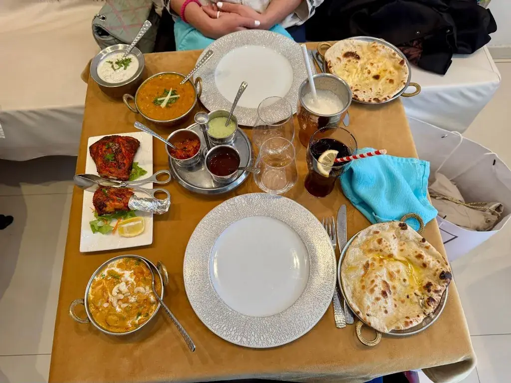 Restaurant Namaste_Sainte-Maxime_slider_image_2